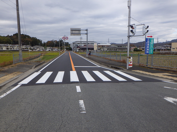 三田西インター線 舗装修繕工事その１